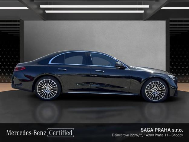 MERCEDES-BENZ  Třídy E E 220 d 4MATIC AMG Line Panorama (6/18)
