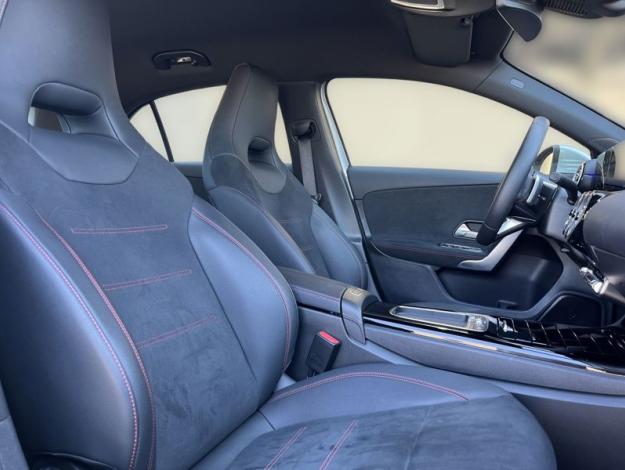 MERCEDES-BENZ  Třídy A A 200 d AMG Style Edition (16/17)
