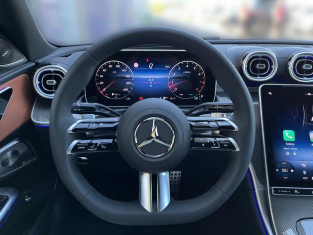 MERCEDES-BENZ  Třídy C C 200 AMG Night (11/18)