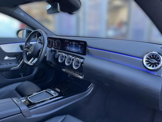 MERCEDES-BENZ CLA Shooting Brake CLA 200 d Shooting Brake AMG Night (15/18)