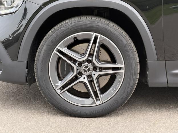 MERCEDES-BENZ GLB 250 4MATIC AMG Line  
