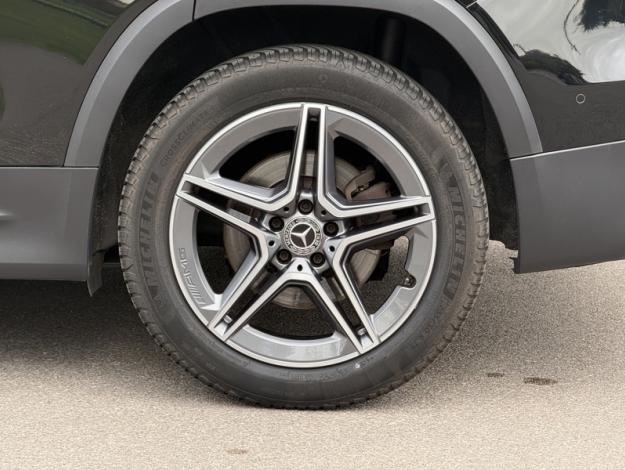 MERCEDES-BENZ GLB 250 4MATIC AMG Line  