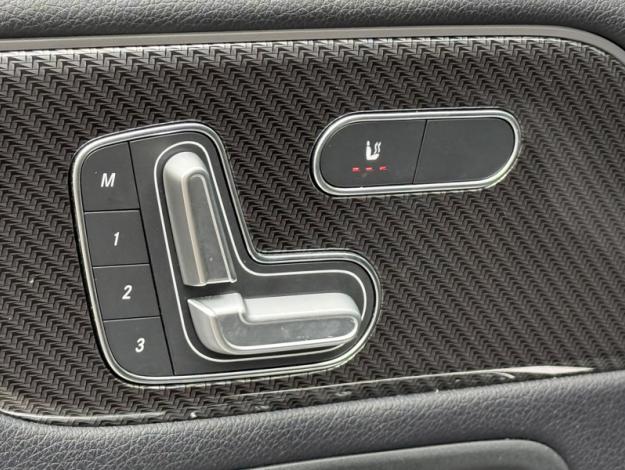 MERCEDES-BENZ GLB 250 4MATIC AMG Line  