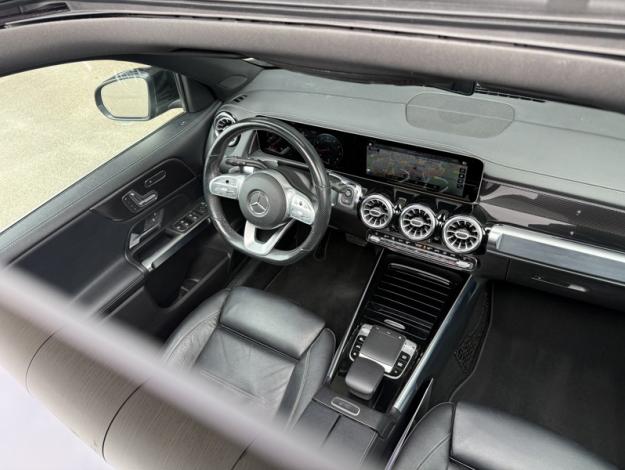 MERCEDES-BENZ GLB 250 4MATIC AMG Line  