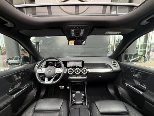 MERCEDES-BENZ GLB 250 4MATIC AMG Line  