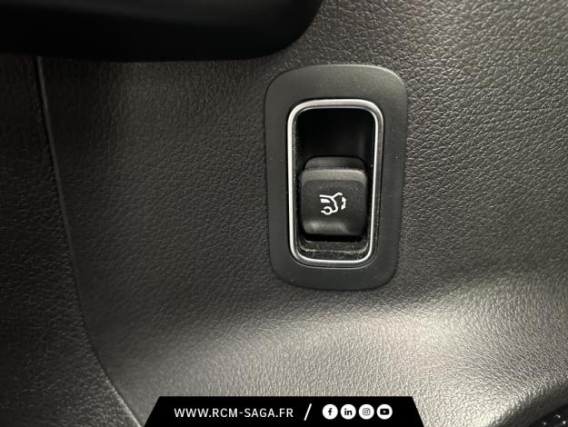 MERCEDES-BENZ GLB 250 4MATIC AMG Line  