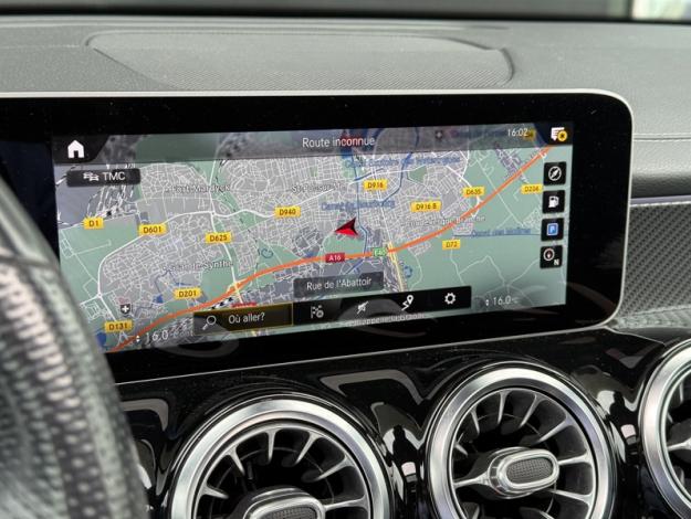 MERCEDES-BENZ GLB 250 4MATIC AMG Line  