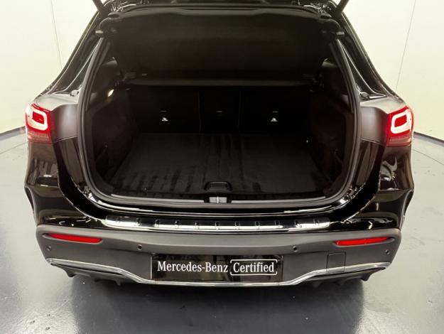 MERCEDES-BENZ EQA 250+ AMG Line  