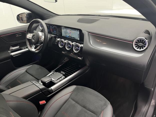 MERCEDES-BENZ GLA 250 e AMG Line  
