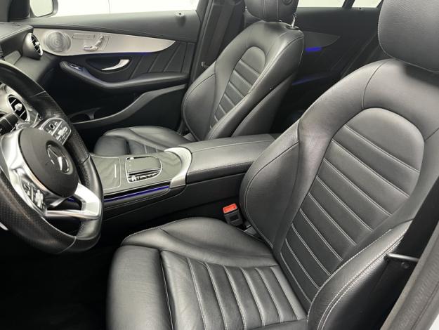 MERCEDES-BENZ GLC Coupé GLC 300 d 4MATIC Coupé AMG Line  