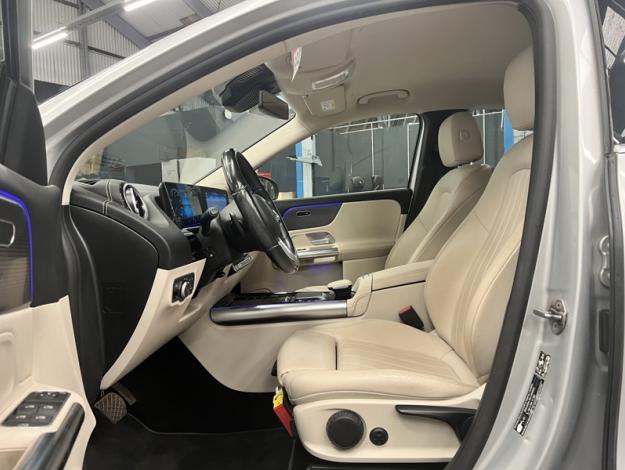MERCEDES-BENZ GLA-Klasse GLA 200 d Off-Roader