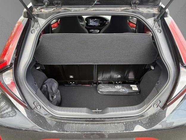 TOYOTA Aygo X 1.0 VVT-i 72 Design S-CVT    