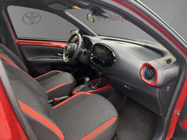 TOYOTA Aygo X 1.0 VVT-i 72 Design S-CVT    