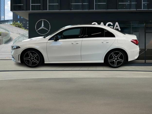 MERCEDES-BENZ A 200 d Berline AMG Toit Pano  