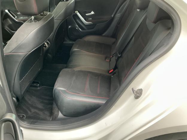 MERCEDES-BENZ A 200 d Berline AMG Toit Pano  