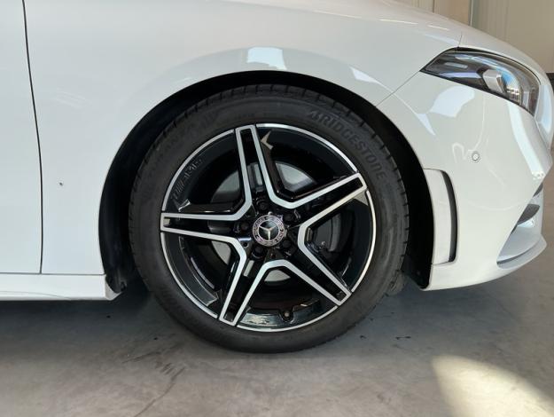 MERCEDES-BENZ A 200 d Berline AMG Toit Pano  