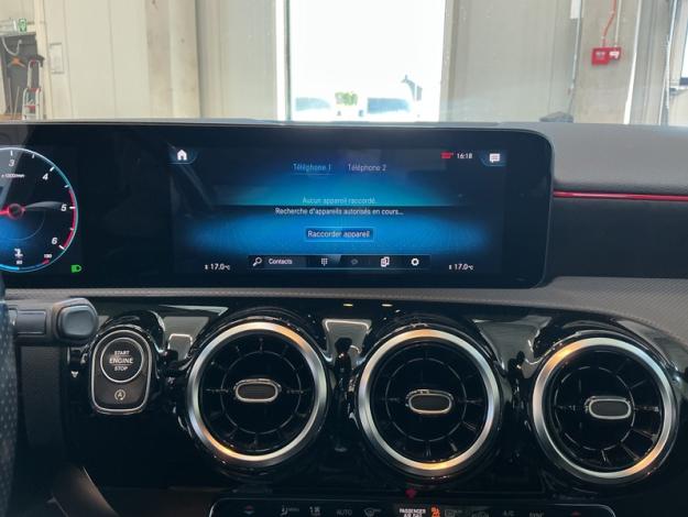 MERCEDES-BENZ A 200 d Berline AMG Toit Pano  