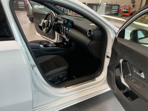 MERCEDES-BENZ A 200 d Berline AMG Toit Pano  