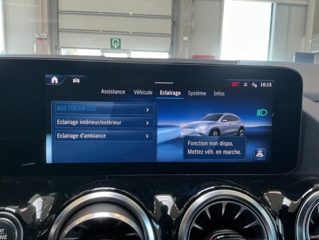 MERCEDES-BENZ GLA-Klasse GLA 200 AMG Line