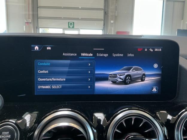 MERCEDES-BENZ GLA-Klasse GLA 200 AMG Line
