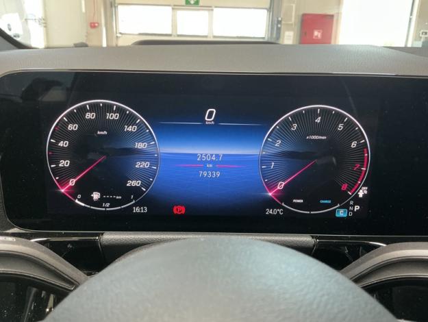 MERCEDES-BENZ GLA-Klasse GLA 200 AMG Line