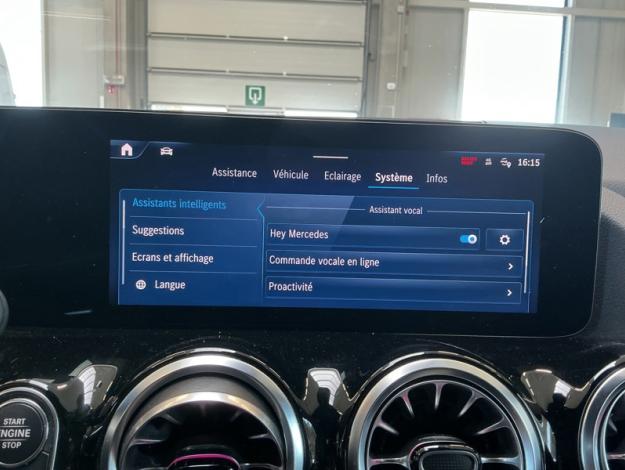 MERCEDES-BENZ GLA-Klasse GLA 200 AMG Line