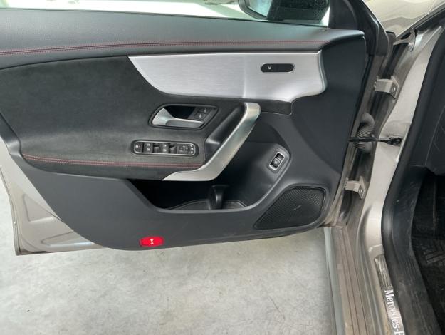 MERCEDES-BENZ CLA-Klasse CLA 180 Shooting Brake