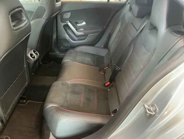 MERCEDES-BENZ A A 180 d