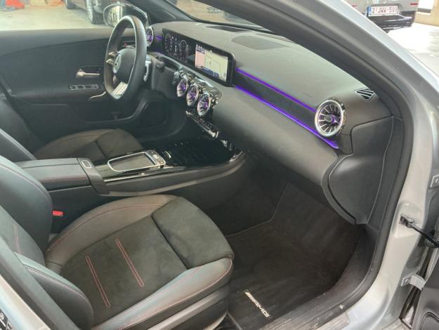 MERCEDES-BENZ A A 180 d