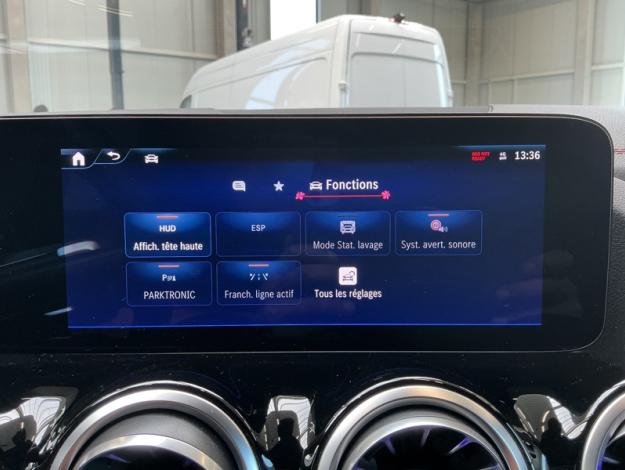MERCEDES-BENZ EQA EQA 250+