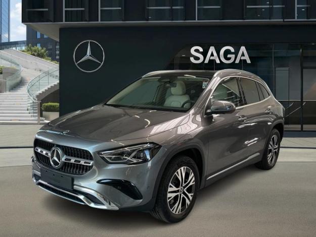MERCEDES-BENZ GLA 250 e Luxury Line Toit Pano  