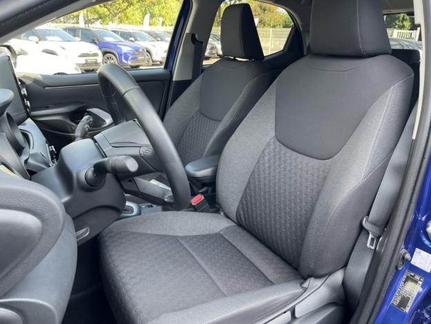 TOYOTA Yaris 116h Design  