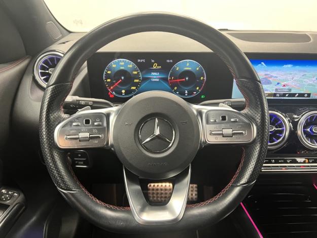 MERCEDES-BENZ GLA-Klasse GLA 220 d 4MATIC Off-Roader