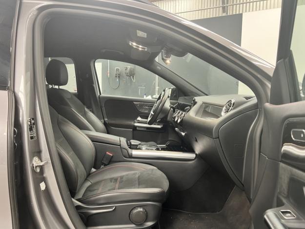 MERCEDES-BENZ GLA-Klasse GLA 220 d 4MATIC Off-Roader