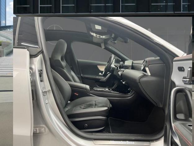 MERCEDES-BENZ CLA CLA 180