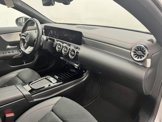 MERCEDES-BENZ CLA CLA 180