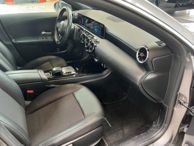 MERCEDES-BENZ CLA 180 d Coupé Progressive Line  