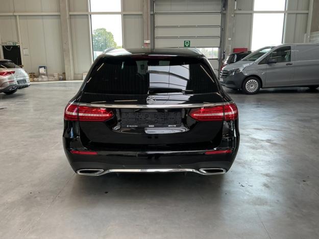MERCEDES-BENZ E 200 d Break AMG Line  