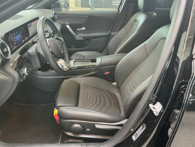 MERCEDES-BENZ A 180 d Luxury Line Facelift  