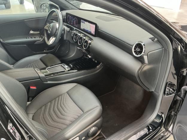 MERCEDES-BENZ A 180 d Luxury Line Facelift  