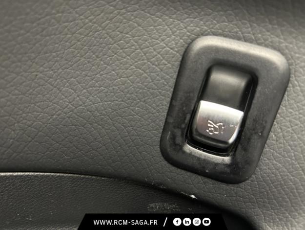 MERCEDES-BENZ GLC Coupé 300 de 194+122ch AMG Line 4Matic 9G-Tronic  