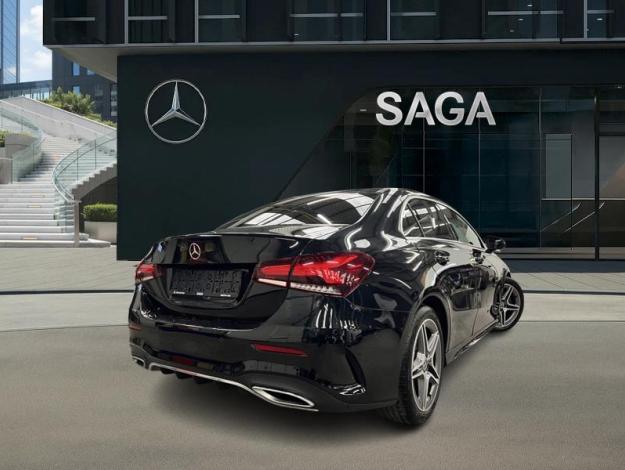 MERCEDES-BENZ A 180 d AMG Line  