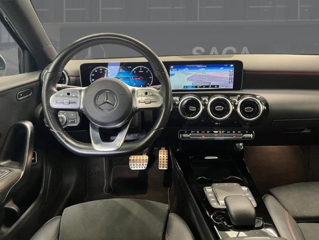 MERCEDES-BENZ A 180 d AMG Line  
