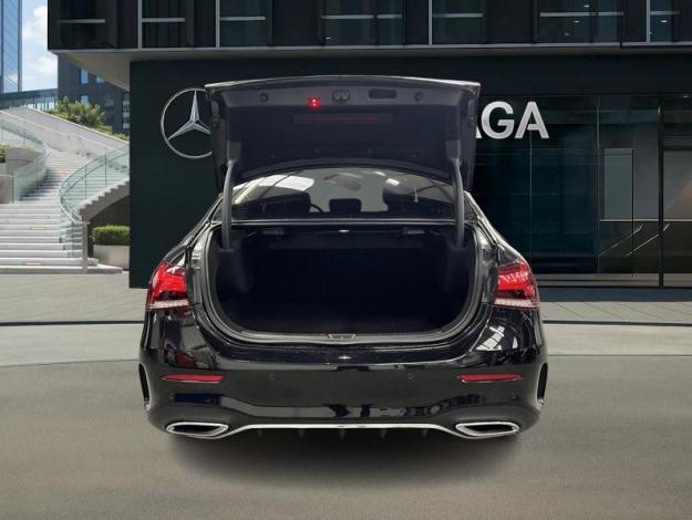 MERCEDES-BENZ A 180 d AMG Line  