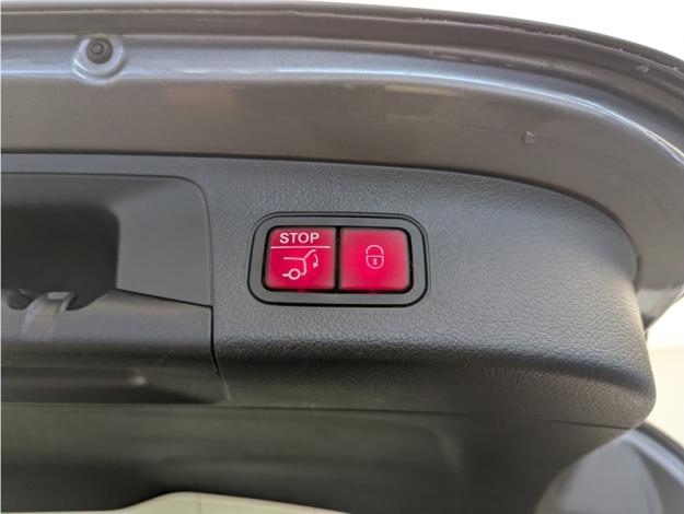 MERCEDES-BENZ GLA 200 d AMG Line  GLA 200 d AMG Line