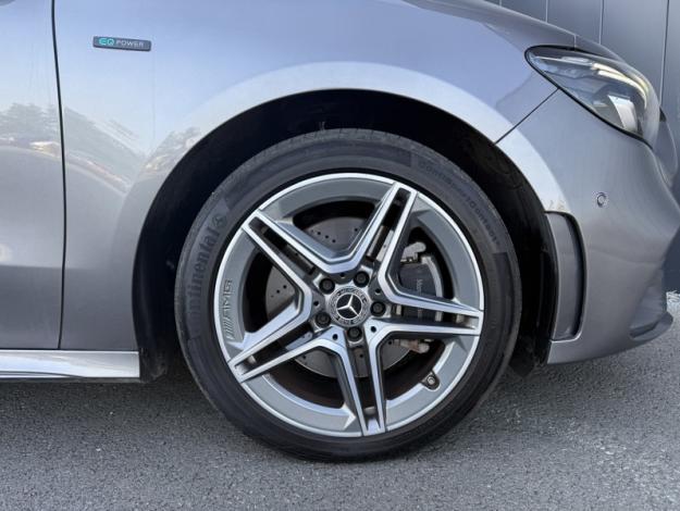 MERCEDES-BENZ Classe B 250 e AMG Line  