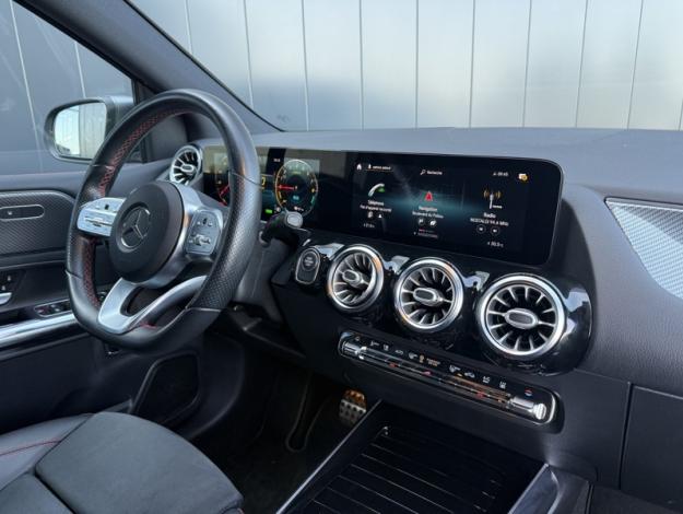 MERCEDES-BENZ Classe B 250 e AMG Line  
