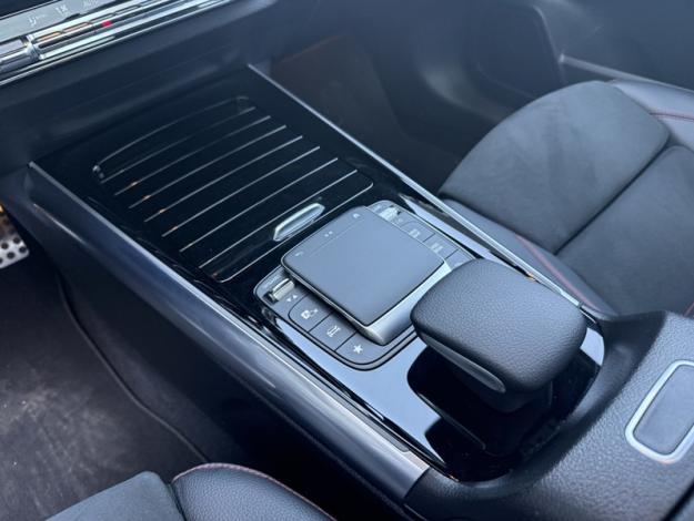 MERCEDES-BENZ Classe B 250 e AMG Line  
