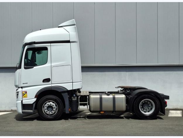 MERCEDES-BENZ Actros F  1845 LS 4x2 StreamSpace 2.50m  