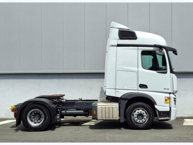 MERCEDES-BENZ Actros F  1845 LS 4x2 StreamSpace 2.50m  